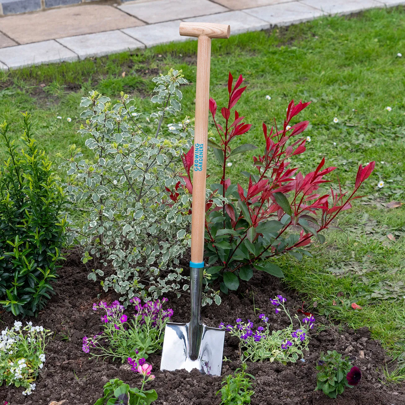 Children's Garden Spade - RHS Growing Gardeners