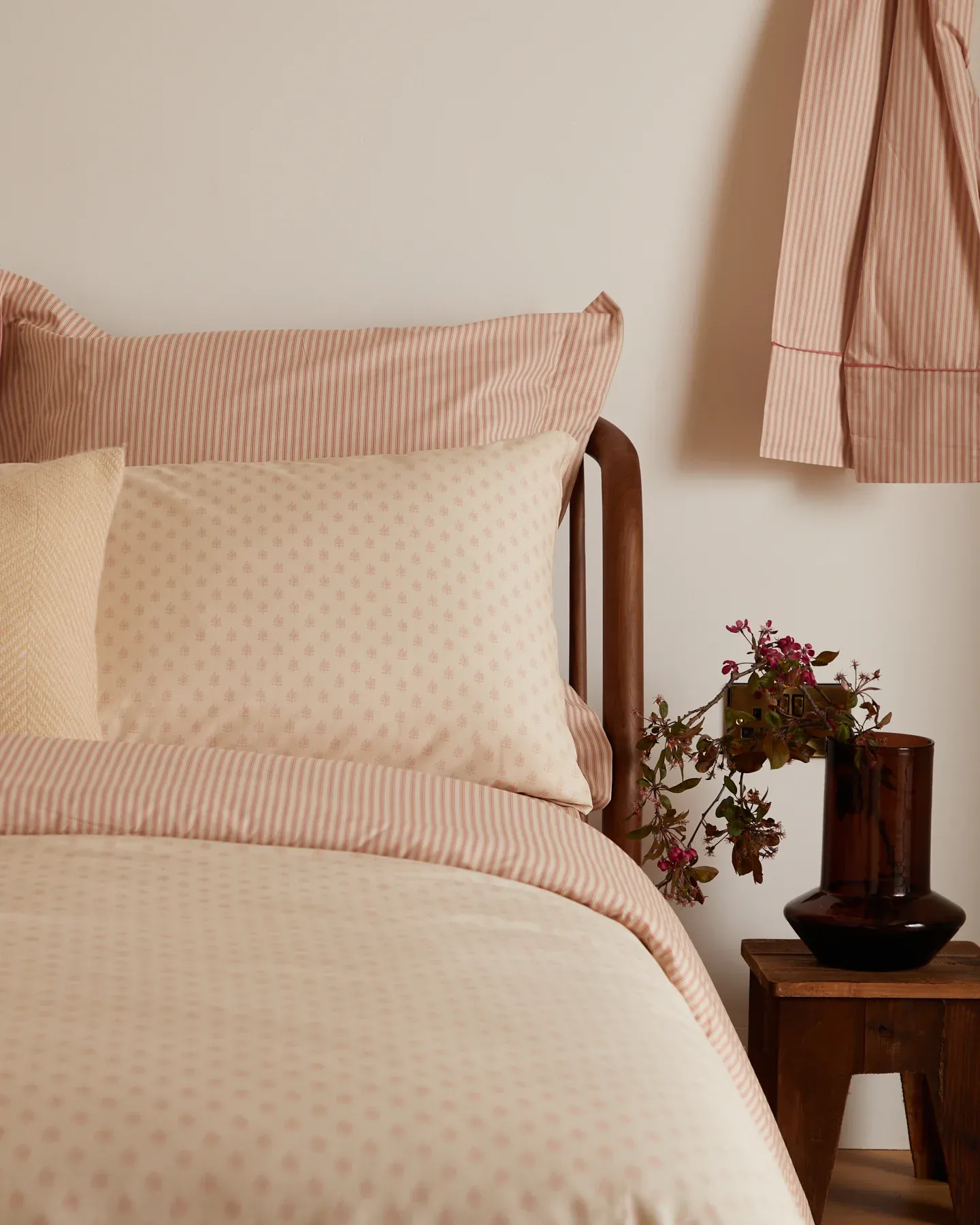 Foxford Rose Fern Duvet Set