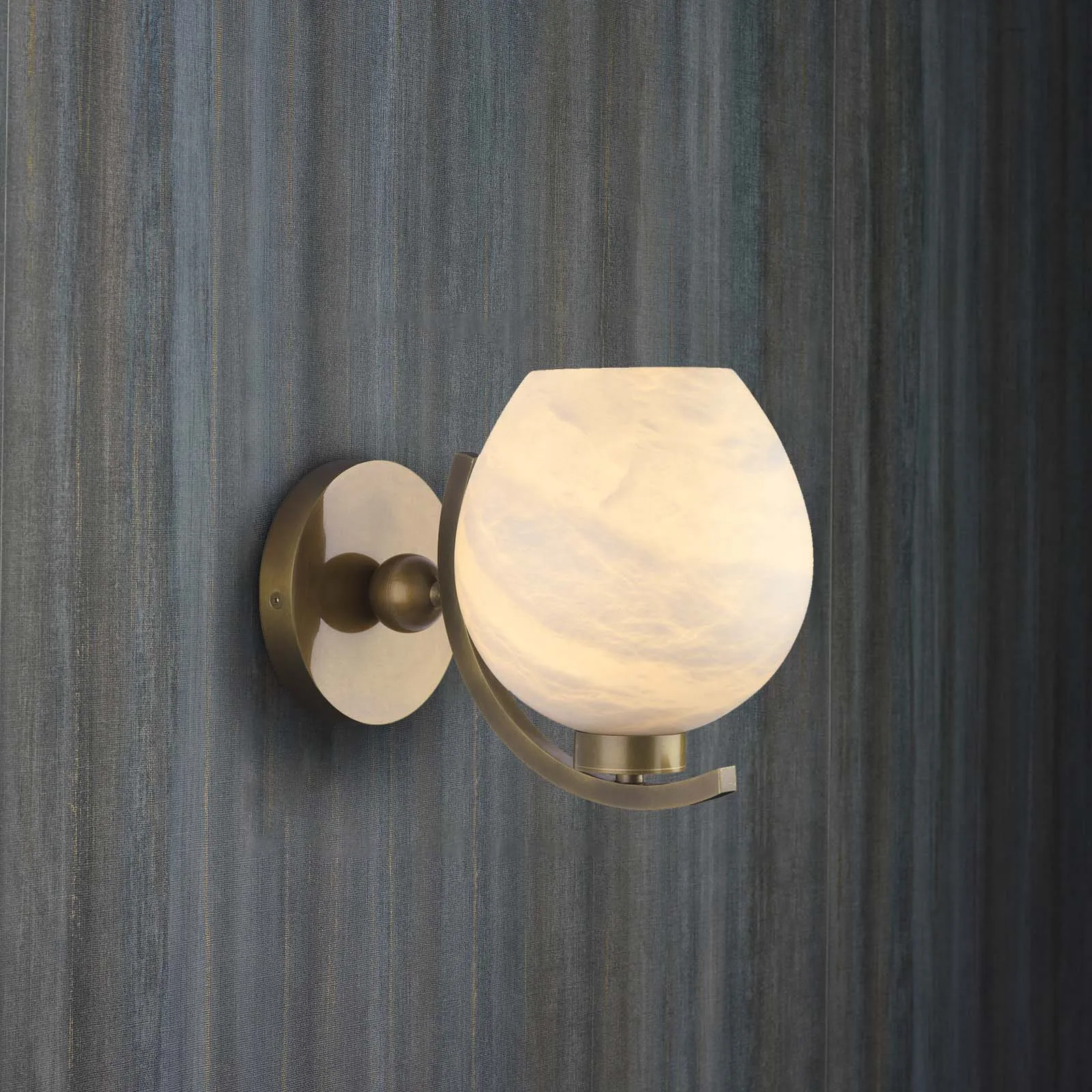 Maldere Wall Light