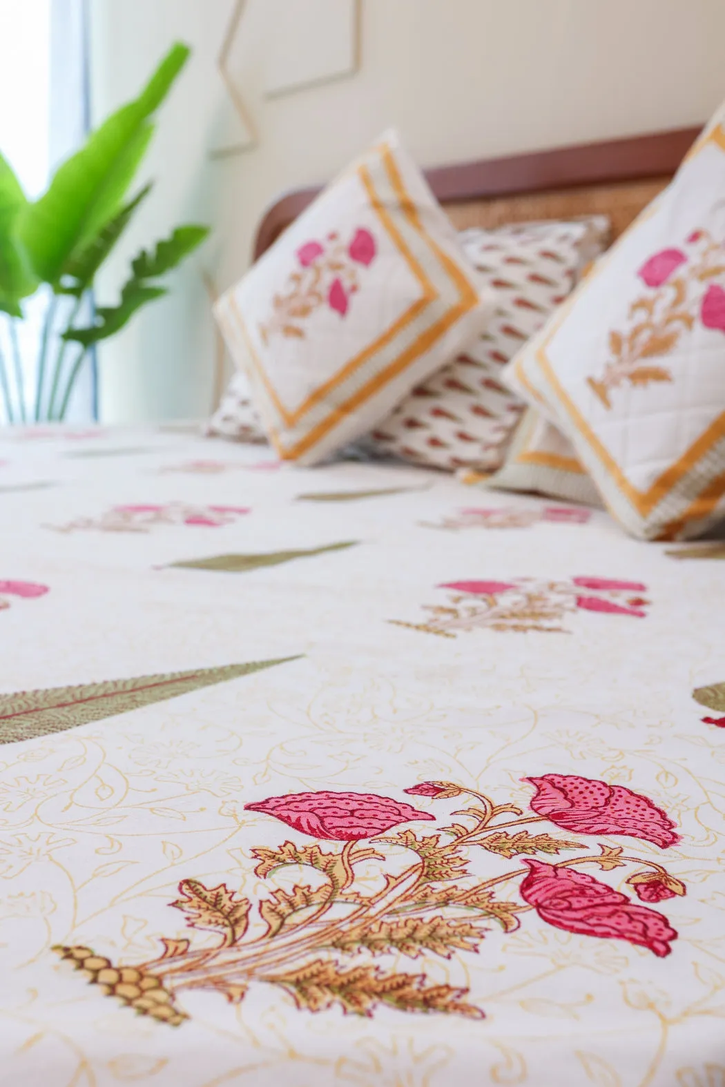 Regal Patterns Hand Block Print Premium Cotton Bedsheet with 2 Pillow Covers & 2 Cushion Covers