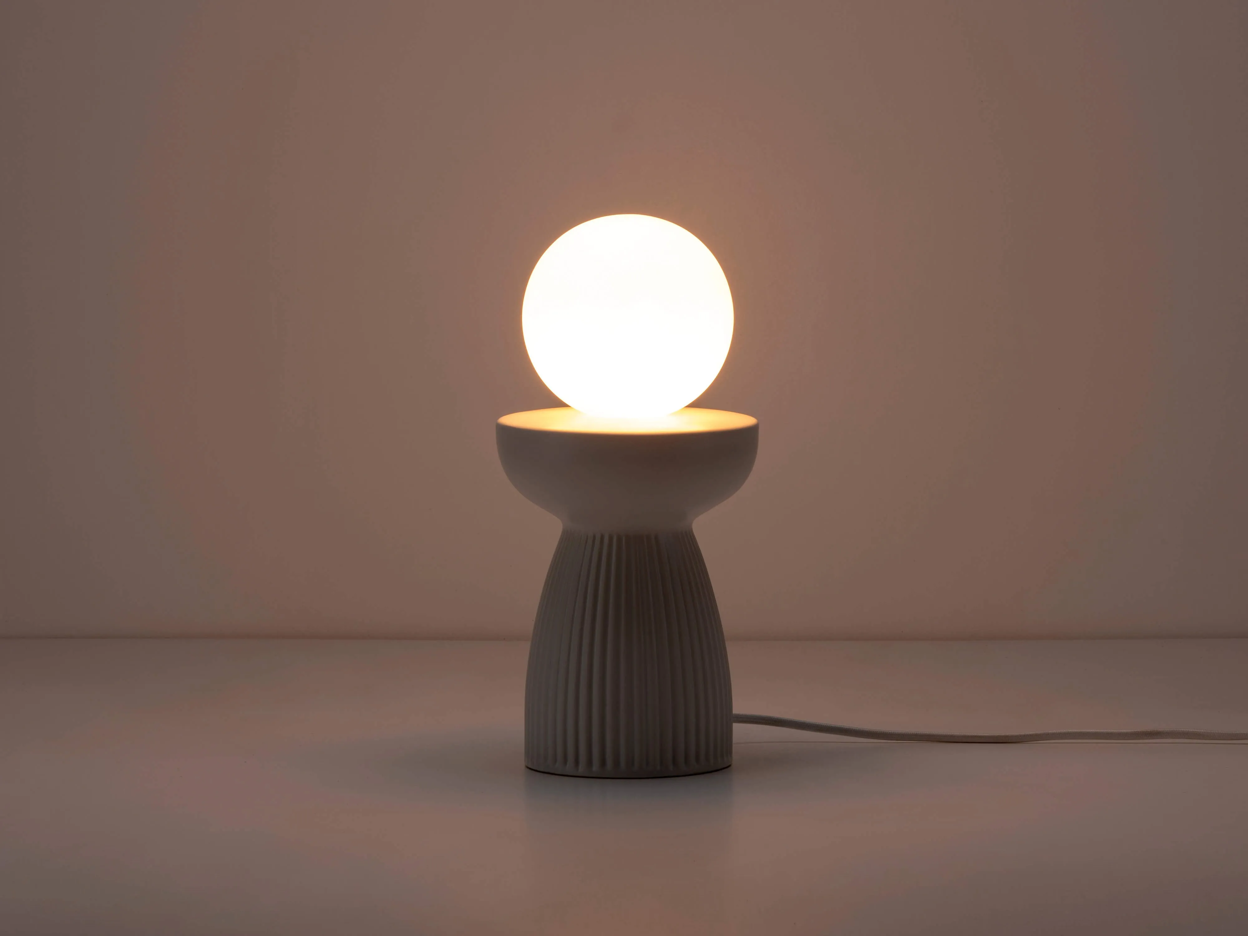 Sand ceramic table lamp