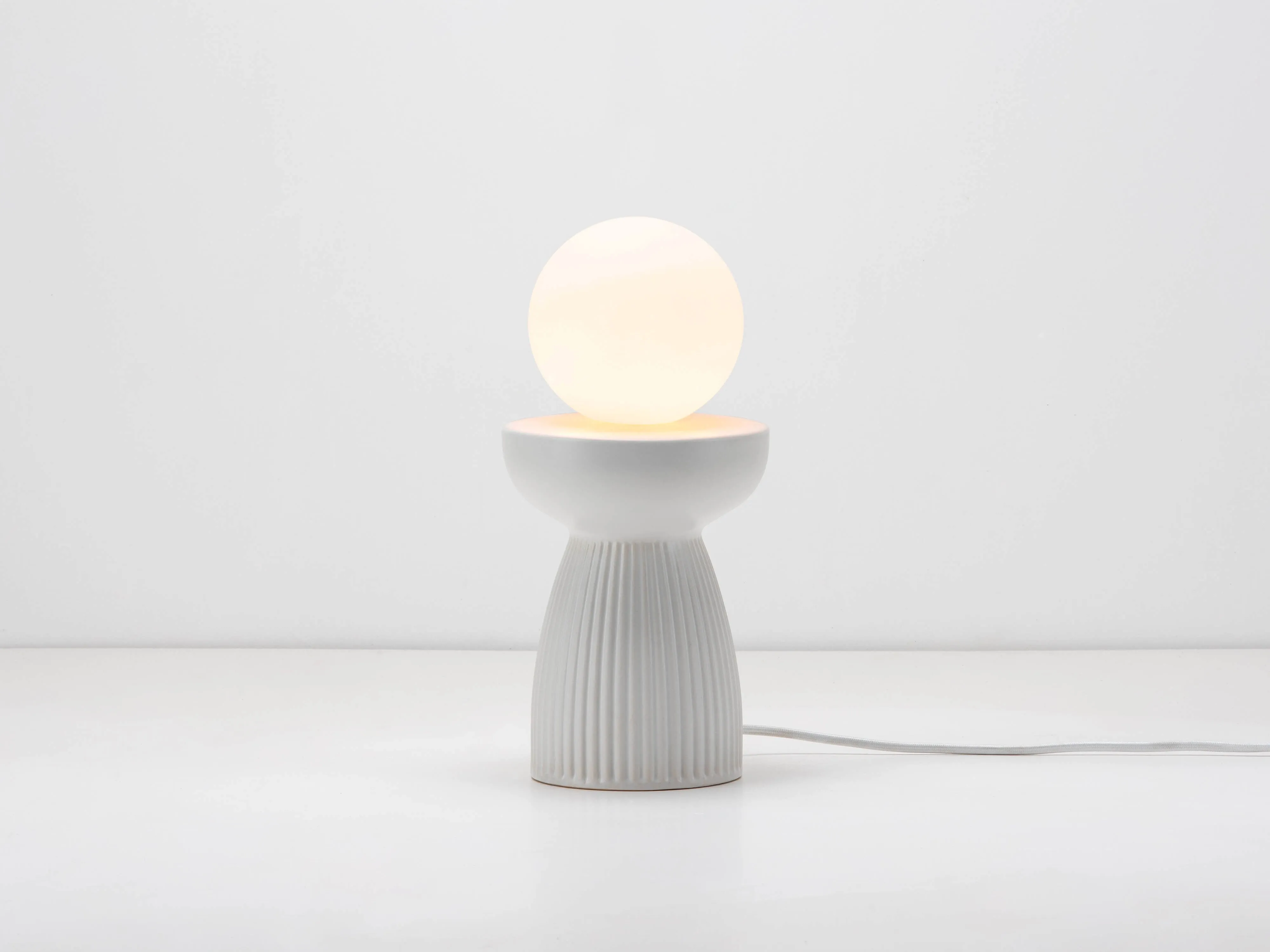 Sand ceramic table lamp