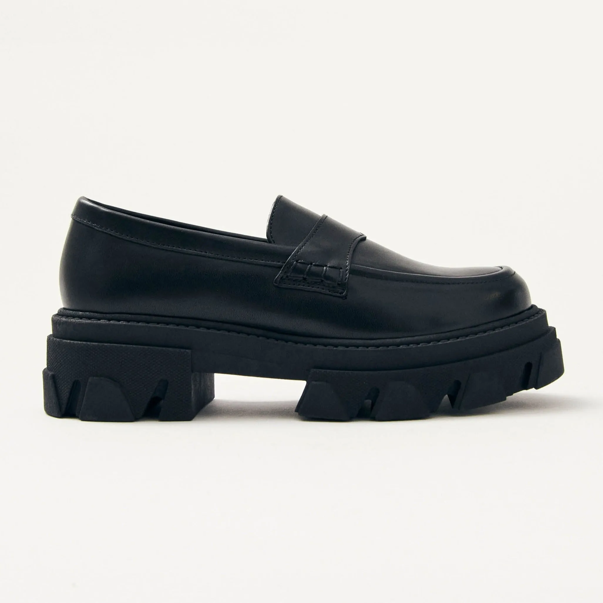 Trailblazer Black Leather Loafers