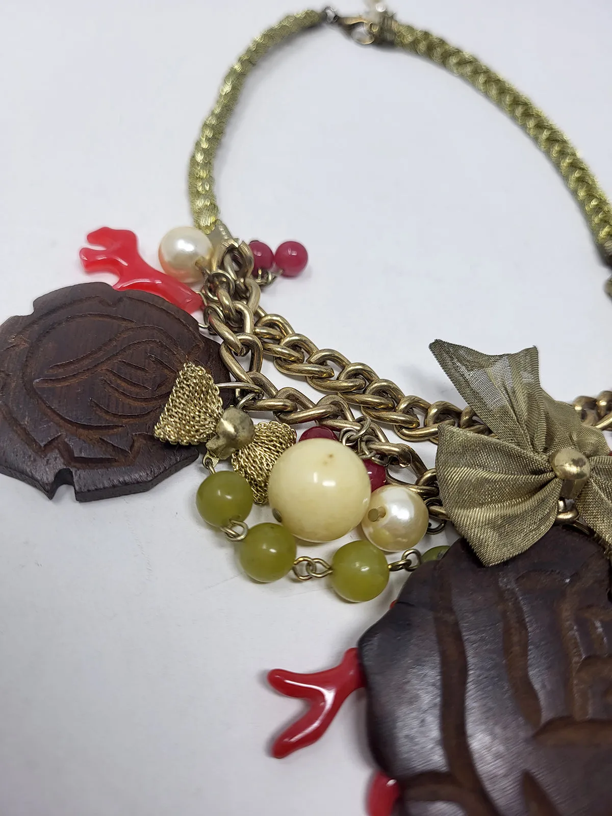 Vintage Betsey Johnson Gold & Red Wood Roses Necklace